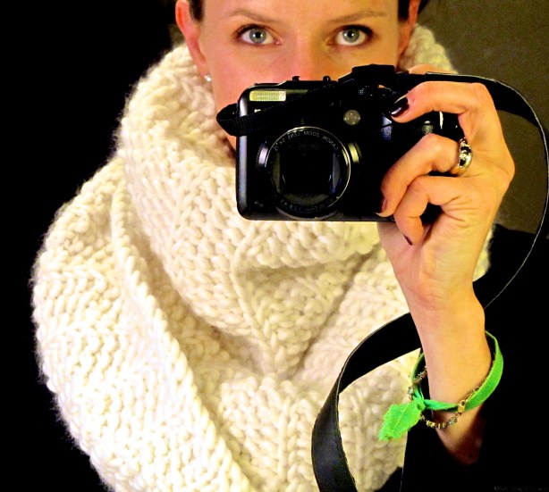 It helps when the camera is the only thing in the picture that's in focus.